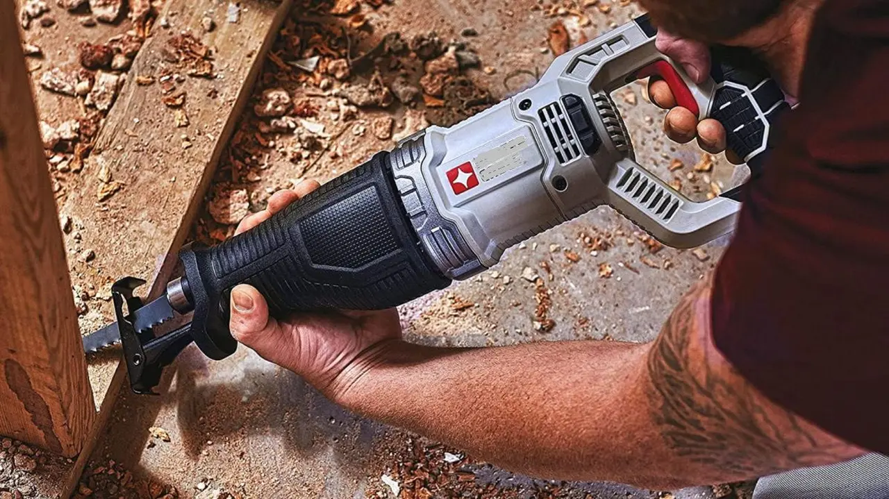 Kütahya Tilki Kuyruğu Testere Havalı Çivi & Zımba Tabancası